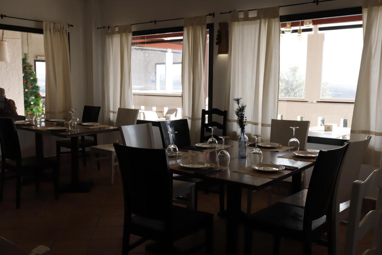 Hostal Restaurante Benalup Golf Екстериор снимка