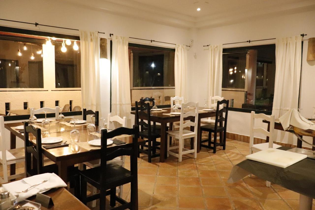 Hostal Restaurante Benalup Golf Екстериор снимка