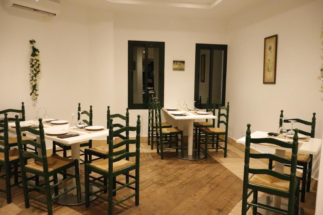 Hostal Restaurante Benalup Golf Екстериор снимка